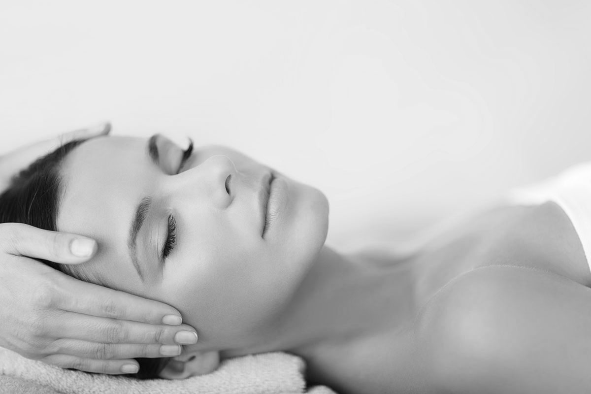 facial-3-bw