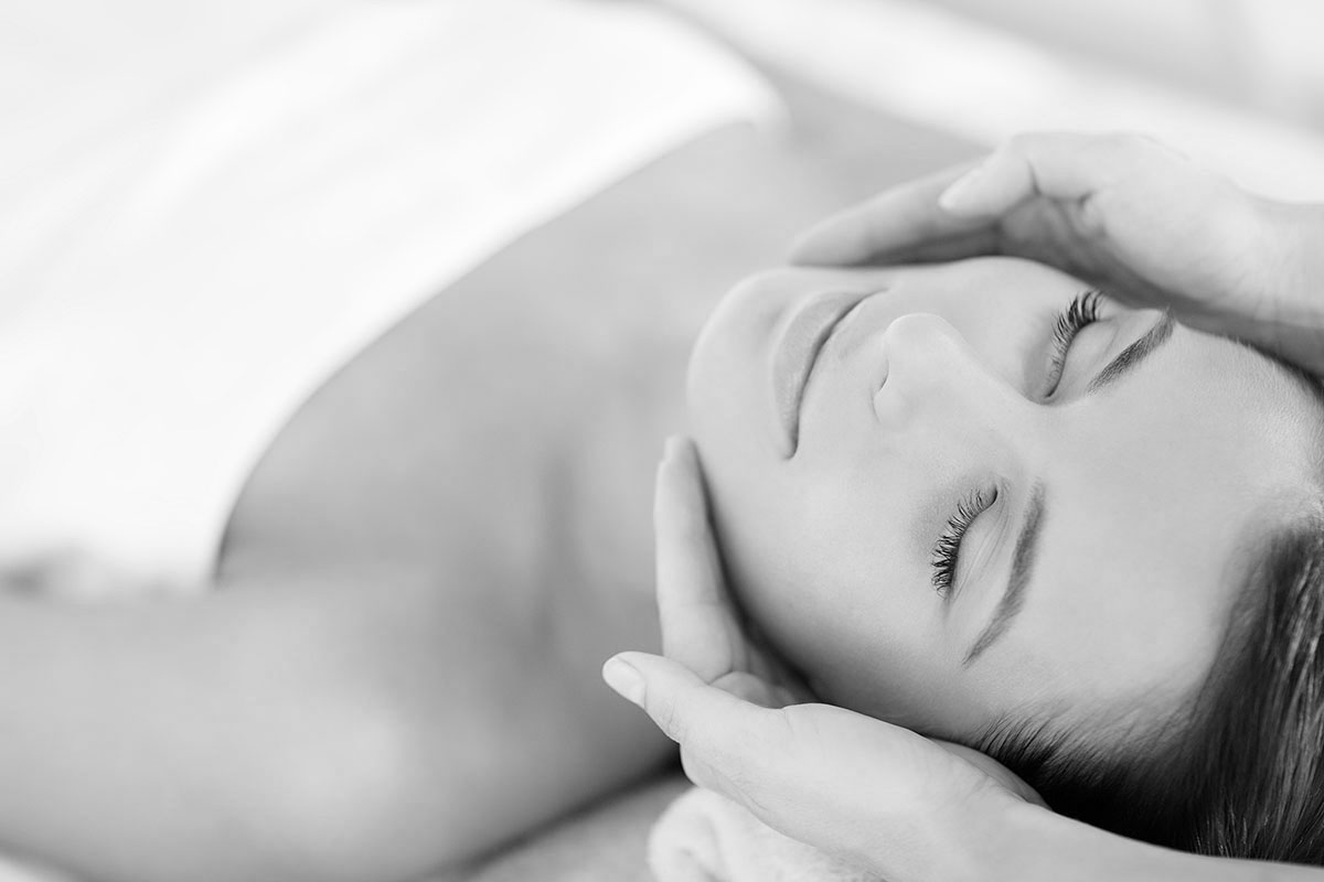 facial-mainbw